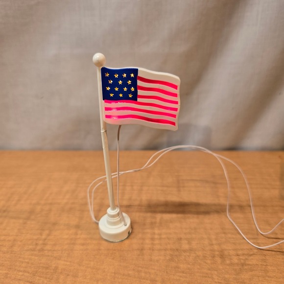 Department 56 Brite Lites‎ Lighted Village Accessory Flag Pole. Working! - Picture 7 of 7